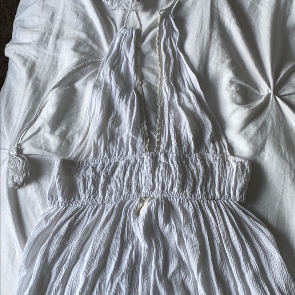White beachy maxi dress